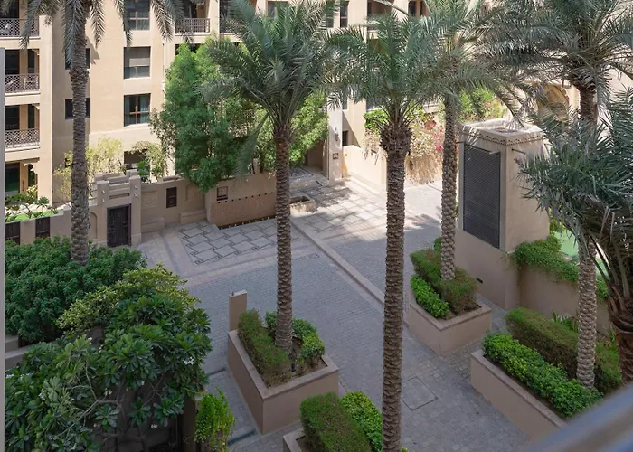 Luxury 2Bedroom With Terrace & Burj Khalifa View
