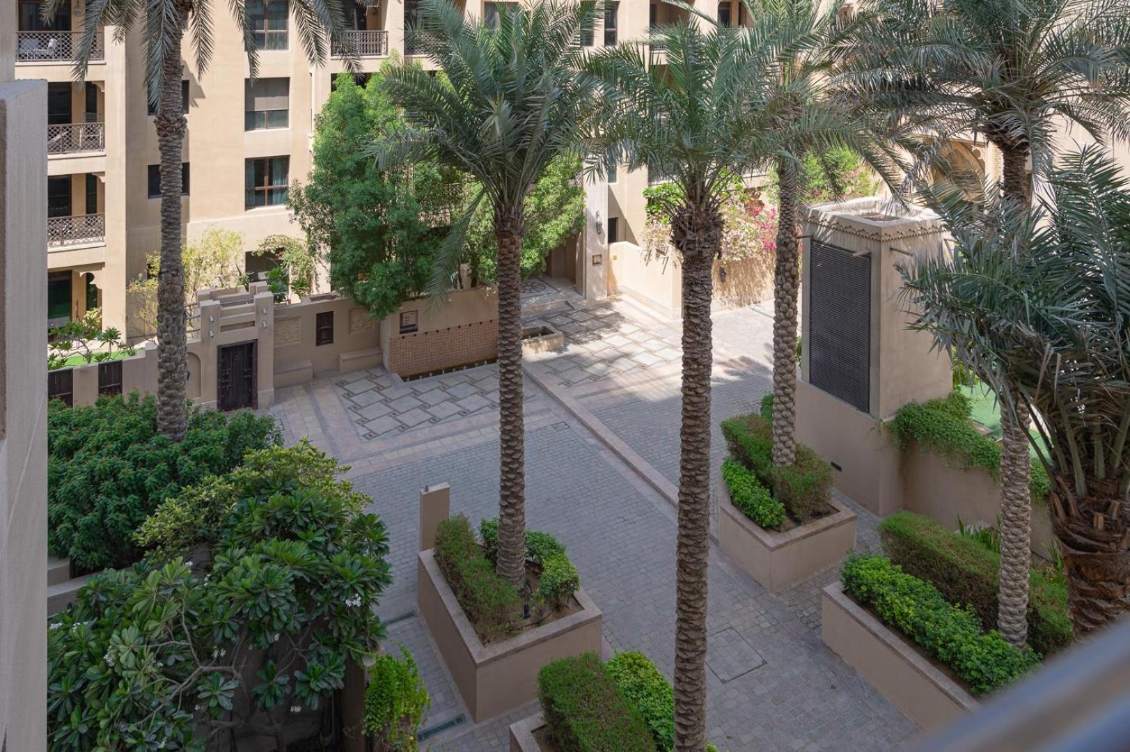 Luxury 2bedroom With Terrace & Burj Khalifa View * Dubai